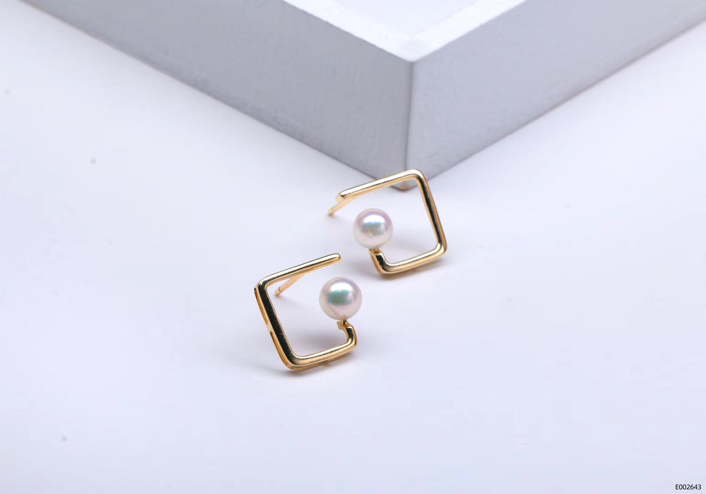 G14K Freshwater Pearl Earrings - Timeless Pearl