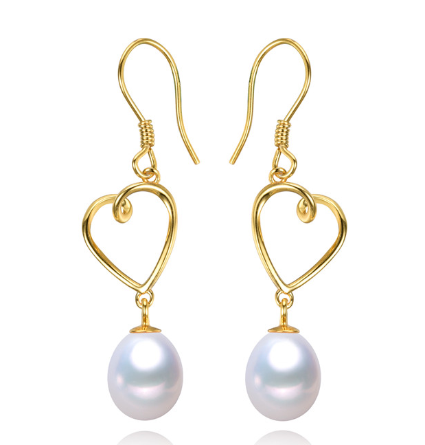 Elegant Heart-Shaped Pearl Earrings