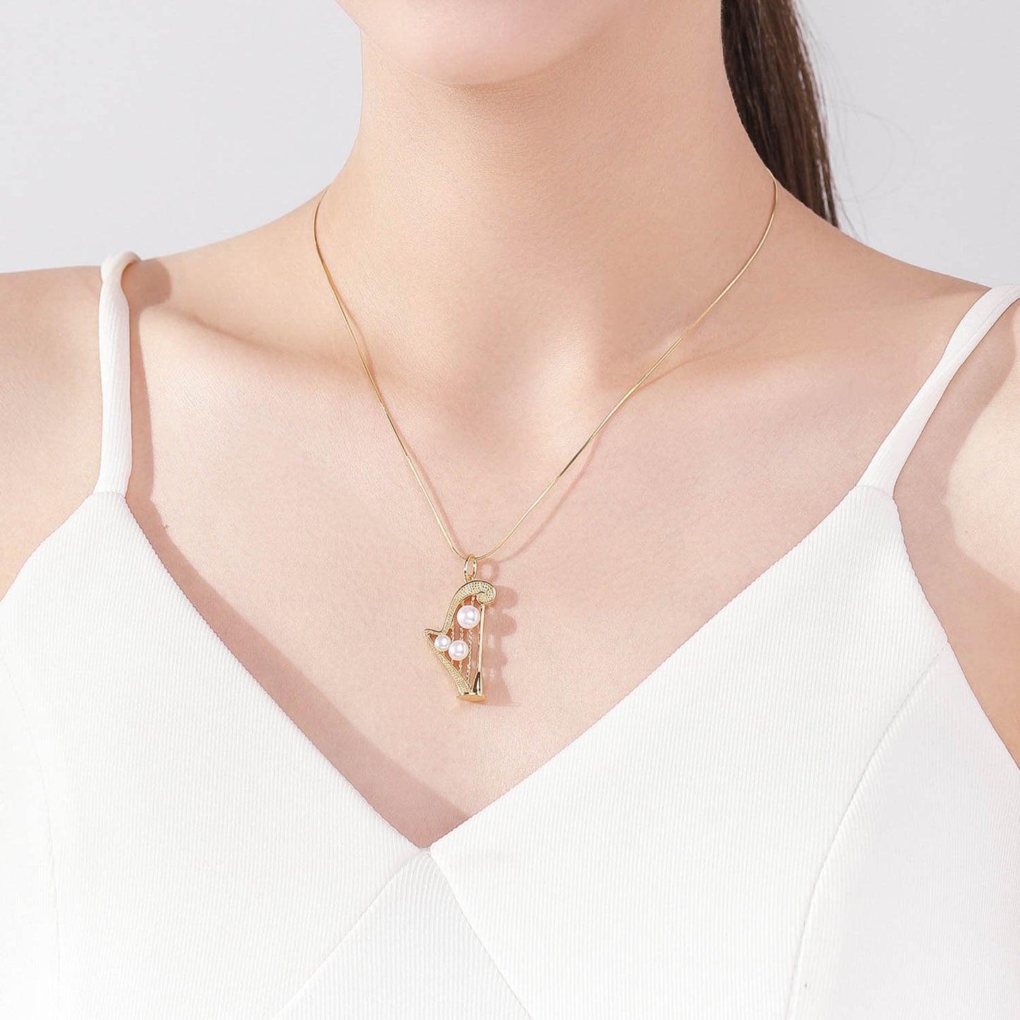 Tiny Harp Pearl Necklace