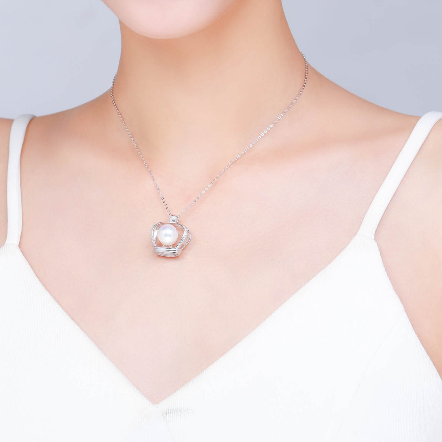 English Crown Edison Pearl Necklace