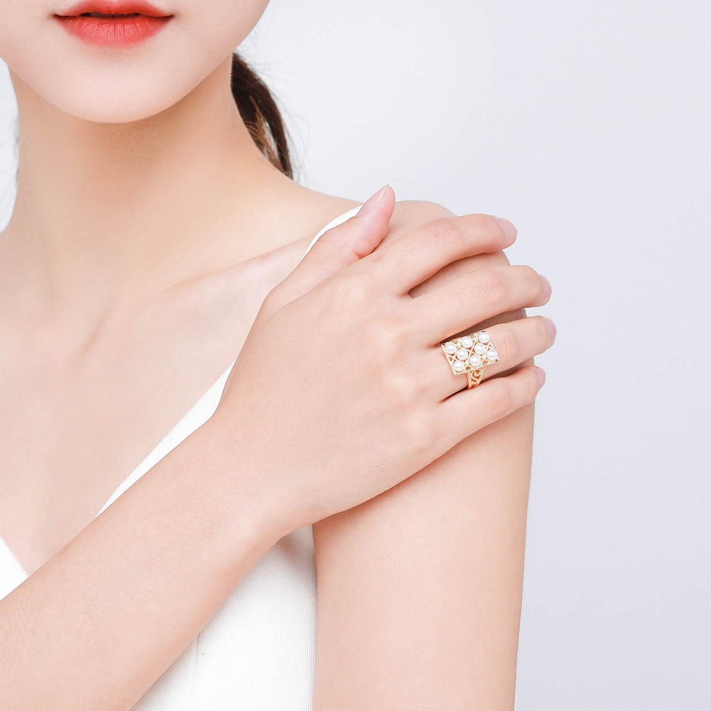 Rectangle Plate Pearl Ring