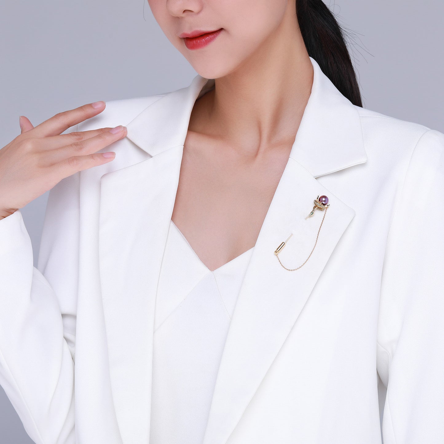 Golden Snake Edison Pearl Pin