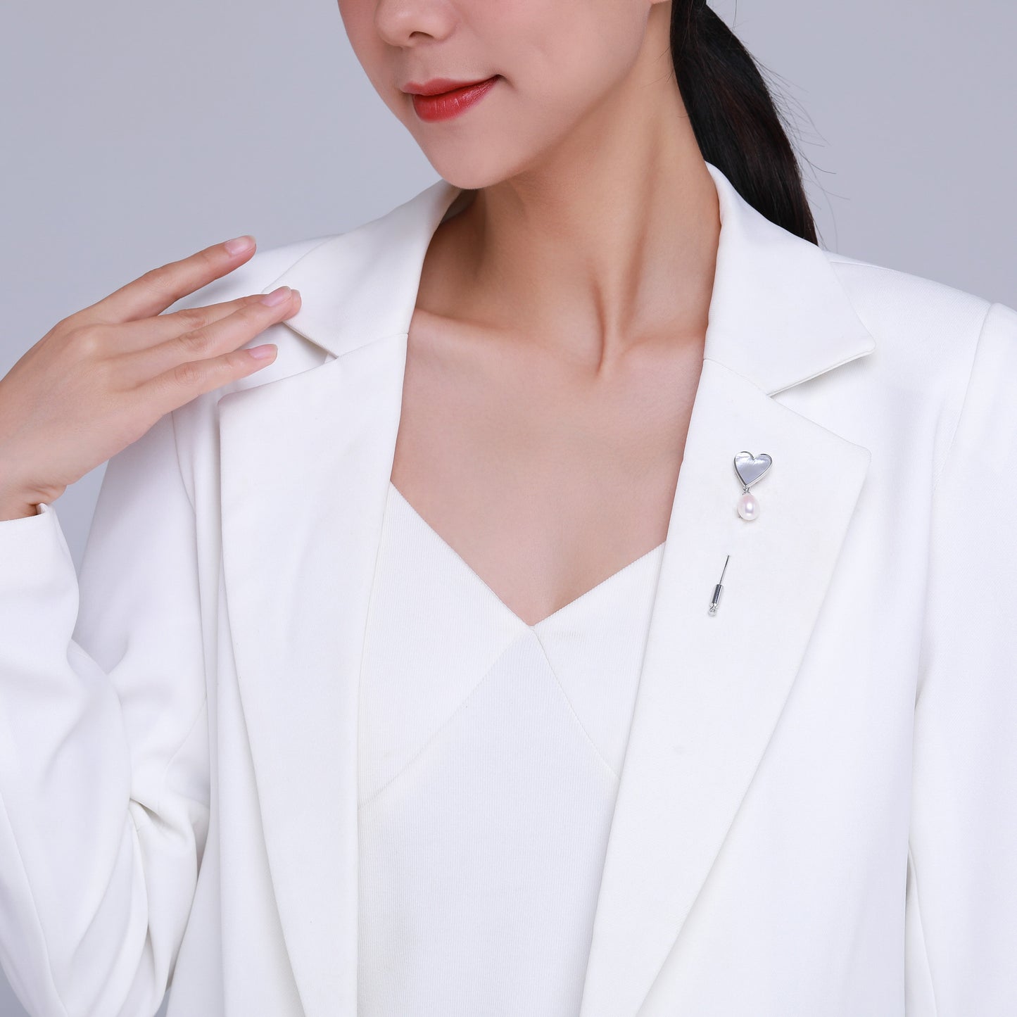 Show your Heart Pearl Brooch