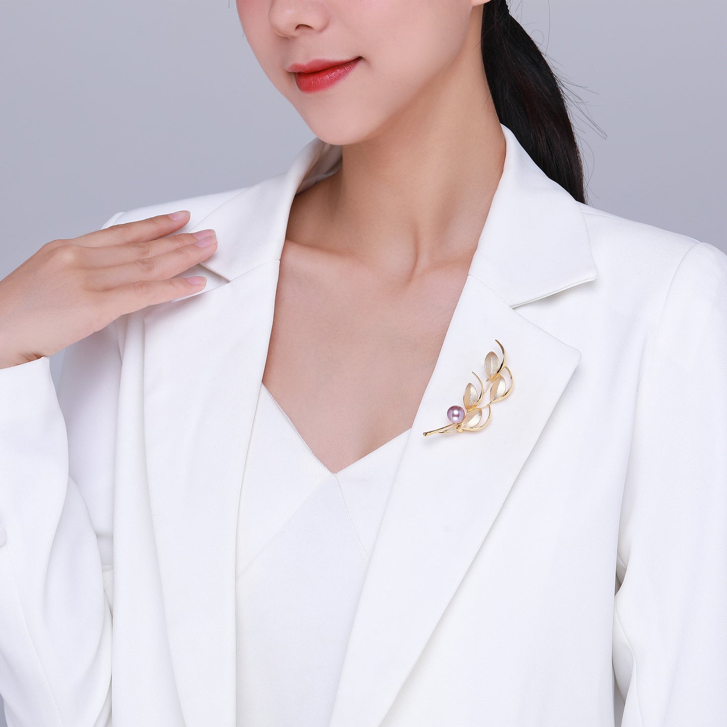 Windy Day Edison Pearl Brooch