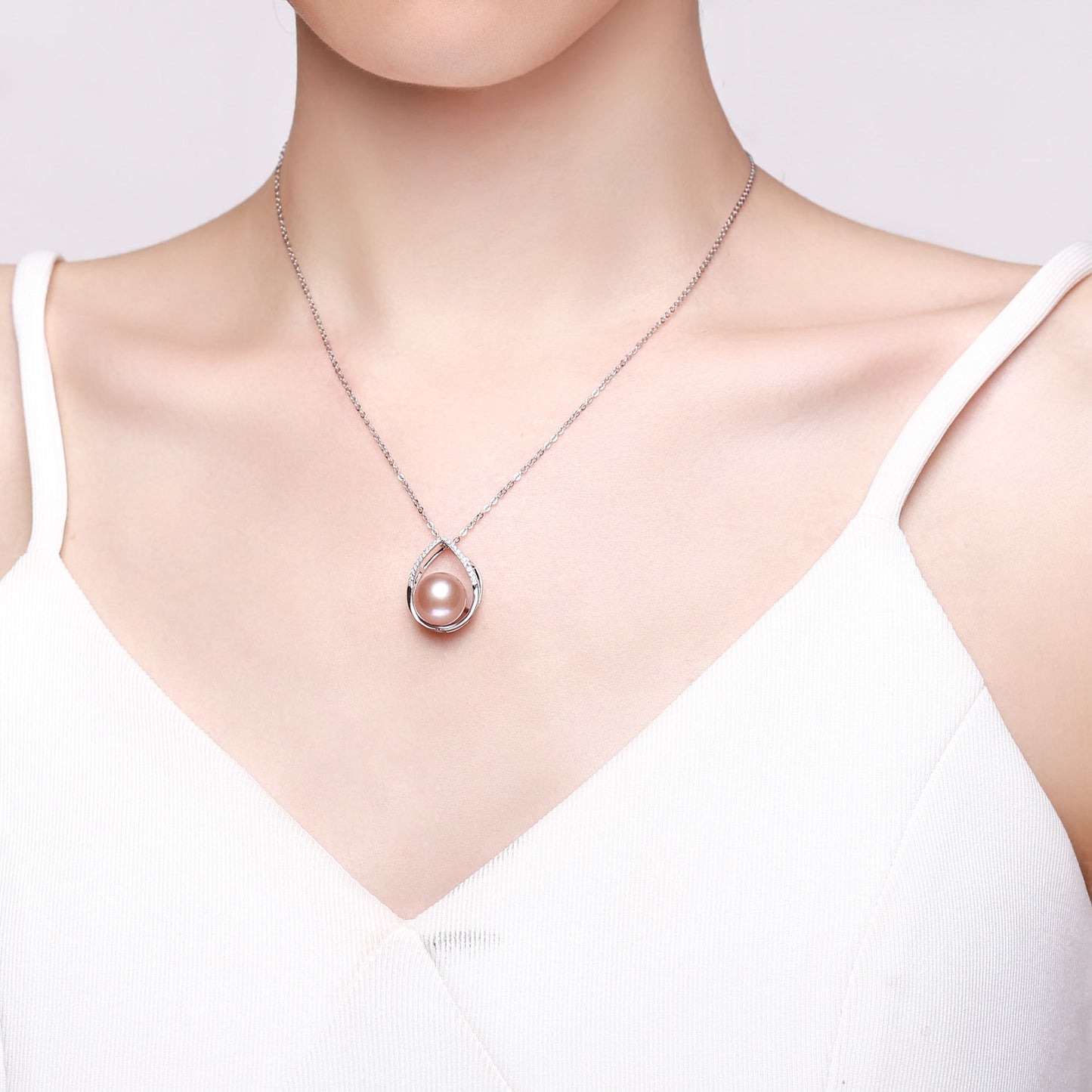 Caroline Edison Pearl Necklace