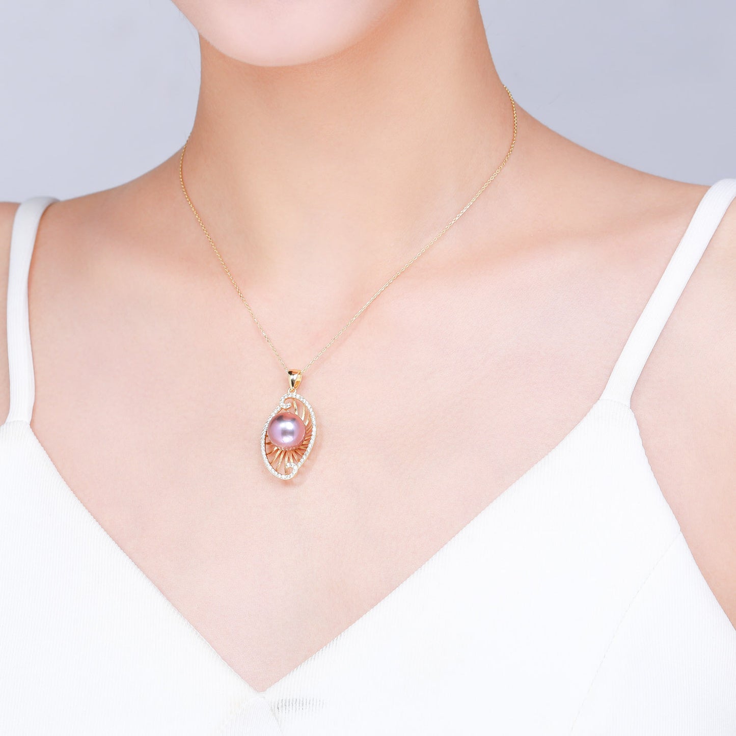 Emery Edison Pearl Necklace