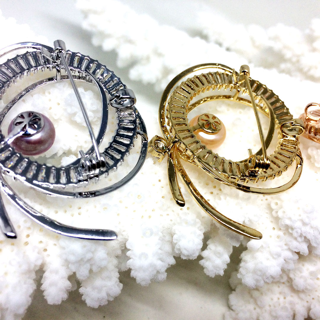 Golden Circles Pearl Brooch - Timeless Pearl
