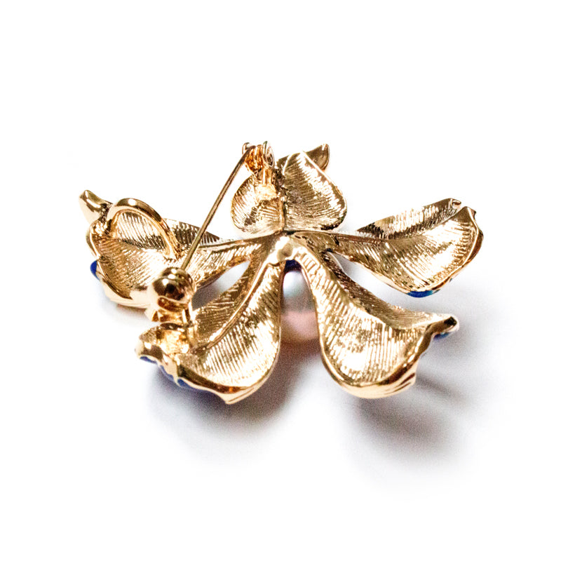 BLUE FLOWER EDISON PEARL BROOCH - Timeless Pearl