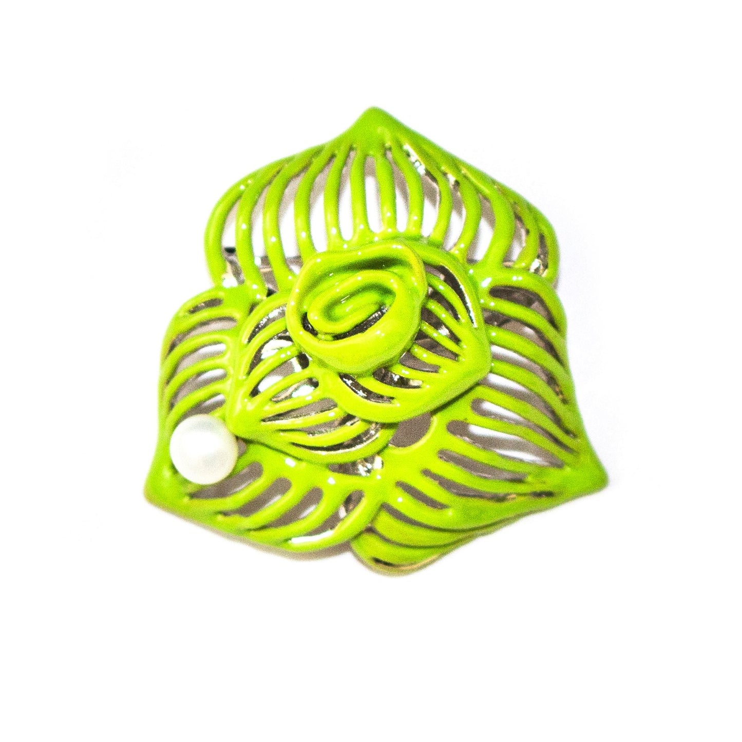 Rosa Pearl Brooch - Timeless Pearl