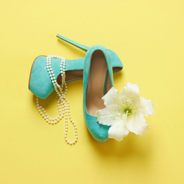 New Beginnings: Spring Fashions and Pearl Jewelry