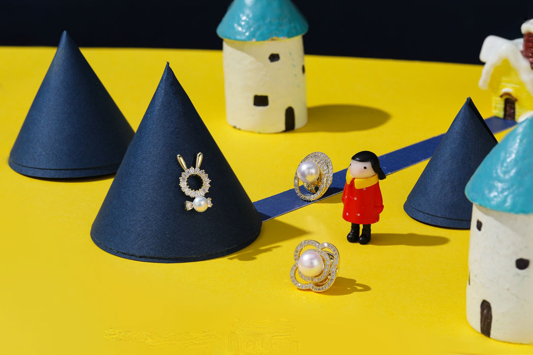 Mommy & Me. Grandma & Me | Timeless Pearl