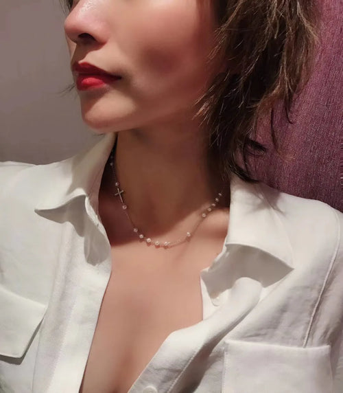 delicate-pearl-necklace