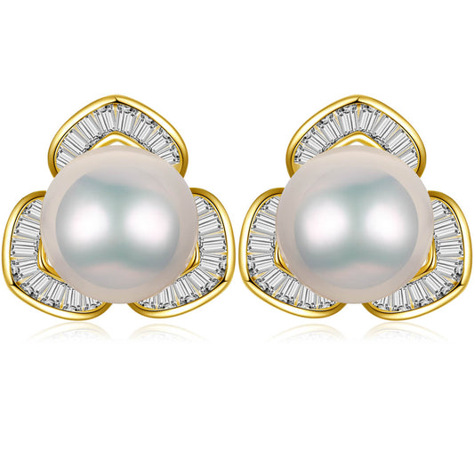 Mariposa Lily Pearl Studs Earrings