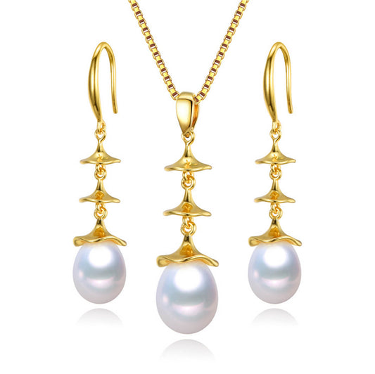 Ripples Pearl Earrings & Necklace Gift Set