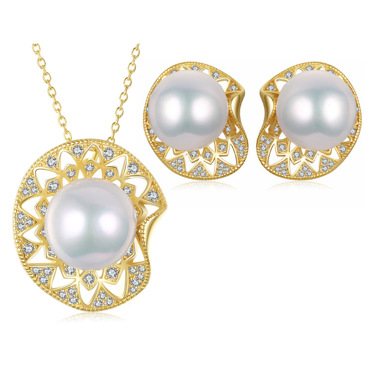 Lilypad Edison Pearl Earrings & Necklace Set