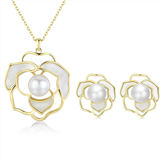 Blooming Flower Edion Pearl Earrings & Necklace Set