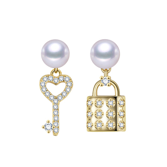 Key To My Heart Sparkling Pearl Earrings