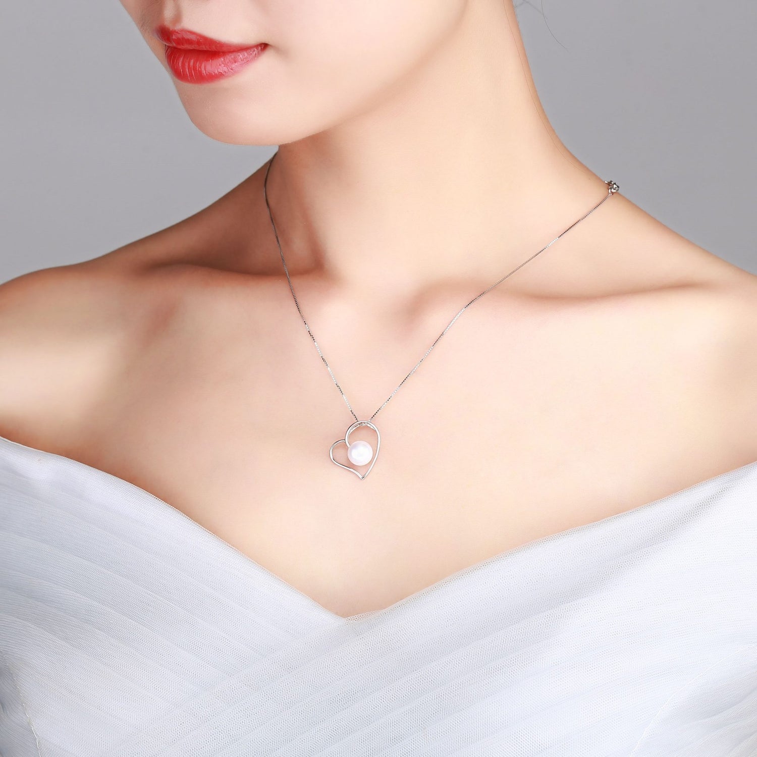 Marie Pearl & Heart Necklace – Love Stylize