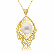 Peacock Feather Edison Pearl Necklace statement pearl necklace for modern bridal style
