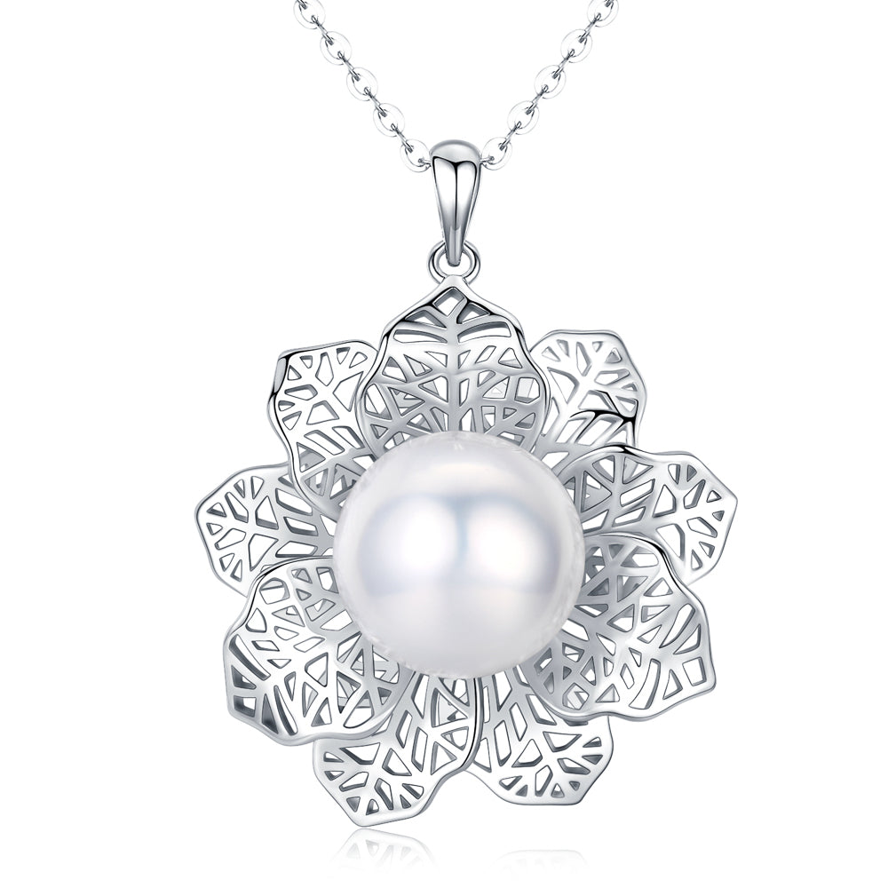 Winter Flower Pearl Necklace - Timeless Pearl
