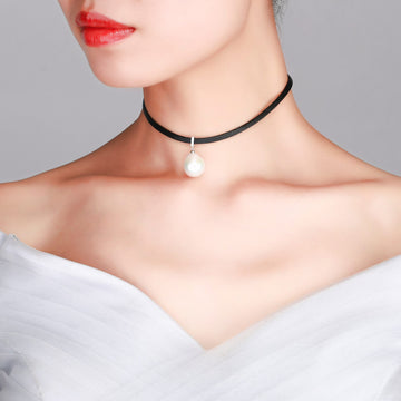 Pearl choker necklace. Pearl chokers | Timeless Pearl