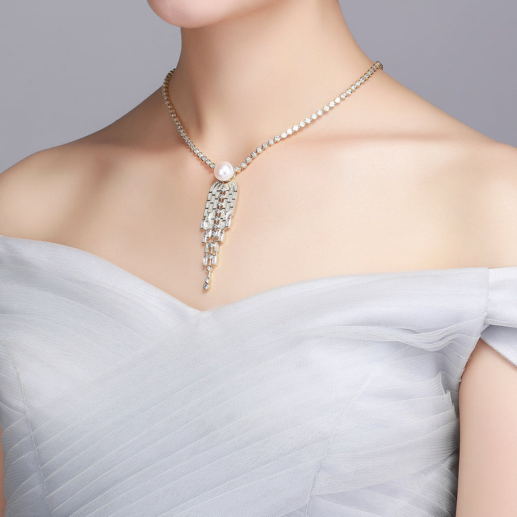 Glory Moment Elegant Pearl Necklace - Timeless Pearl