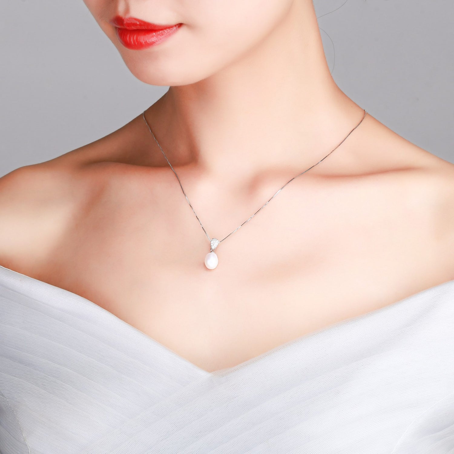 Classy Silver Plated Pearl Necklace For Women – urban-trend.co.in