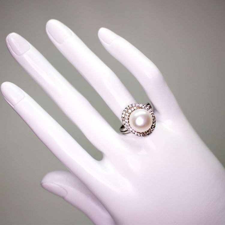 Encircled Pearl Ring - Timeless Pearl