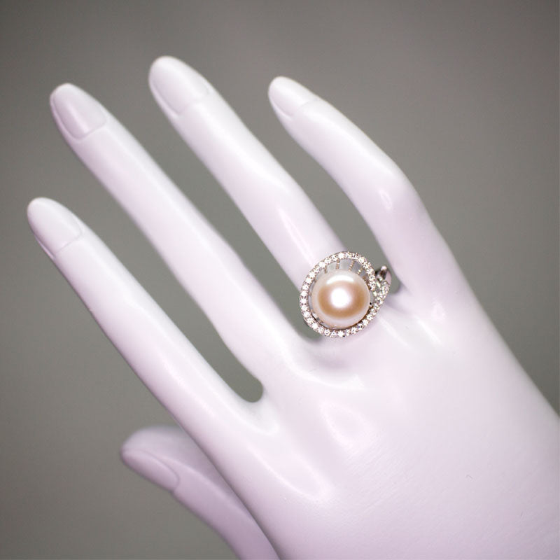 Circle Pearl Ring - Timeless Pearl