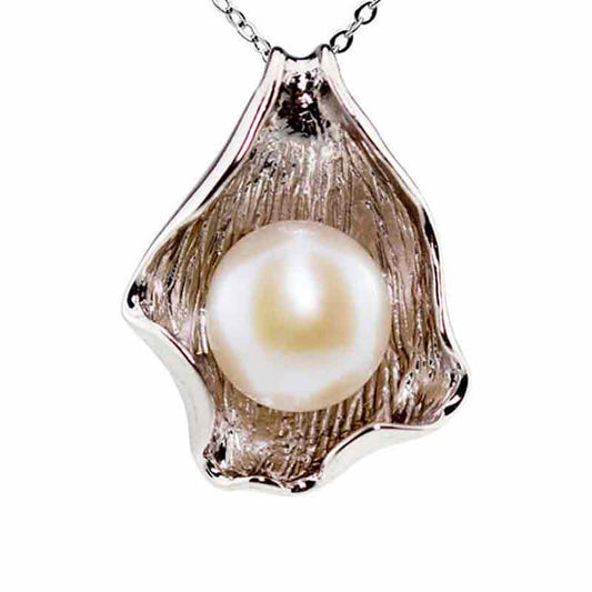 Lotus Leaf Pearl Necklace - Timeless Pearl